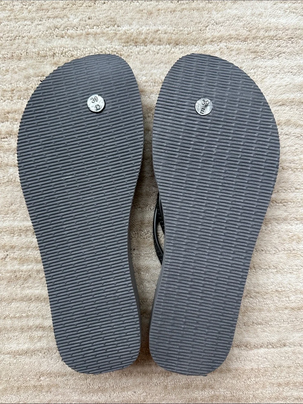 Like New Havaianas Women's Wedge Sandals, Steel Grey/Steel Grey, 9.5 M | EU 41